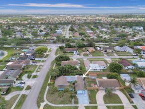 10290 Carmen Lane, Royal Palm Beach FL 33411