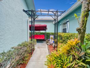10290 Carmen Lane, Royal Palm Beach FL 33411