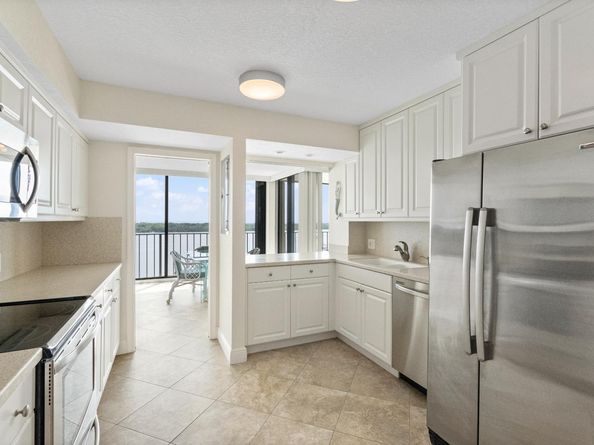 124 Lakeshore Drive 1028, North Palm Beach FL 33408