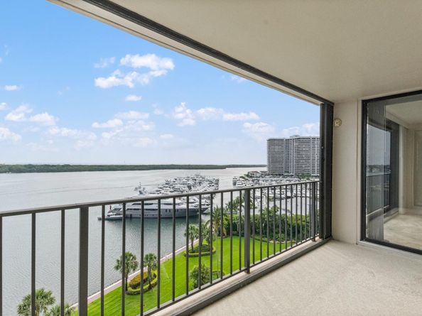 124 Lakeshore Drive 1028, North Palm Beach FL 33408