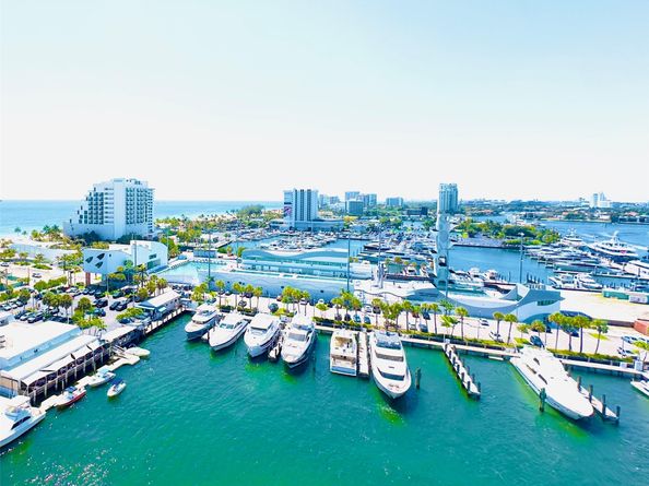 1 Las Olas Circle 1414, Fort Lauderdale FL 33316