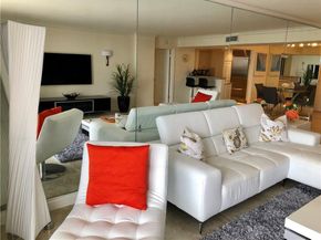 1 Las Olas Circle 1414, Fort Lauderdale FL 33316
