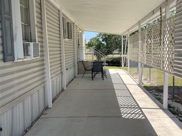 8540 SW 23rd Pl, Davie FL 33324
