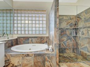 6090 Newport Village Way, Lake Worth FL 33463
