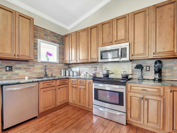 6090 Newport Village Way, Lake Worth FL 33463