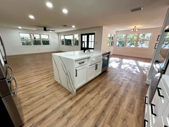 216 Bayberry Dr, Plantation FL 33317