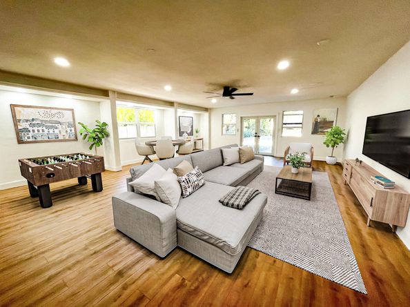 216 Bayberry Dr, Plantation FL 33317