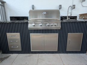 216 Bayberry Dr, Plantation FL 33317