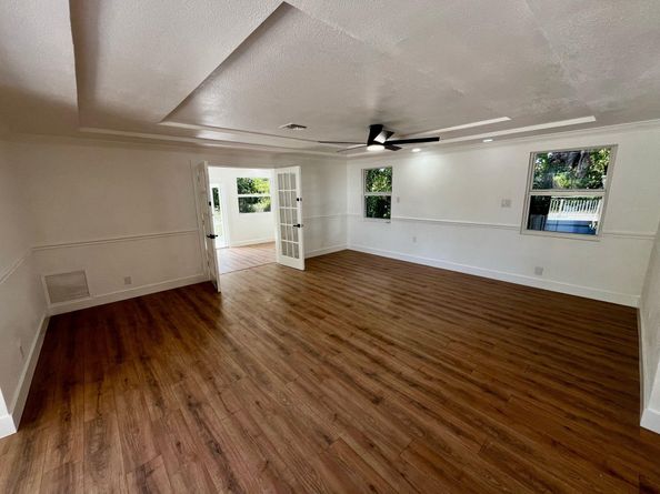 216 Bayberry Dr, Plantation FL 33317