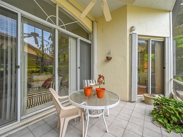 5791 NW 48th Dr, Coral Springs FL 33067