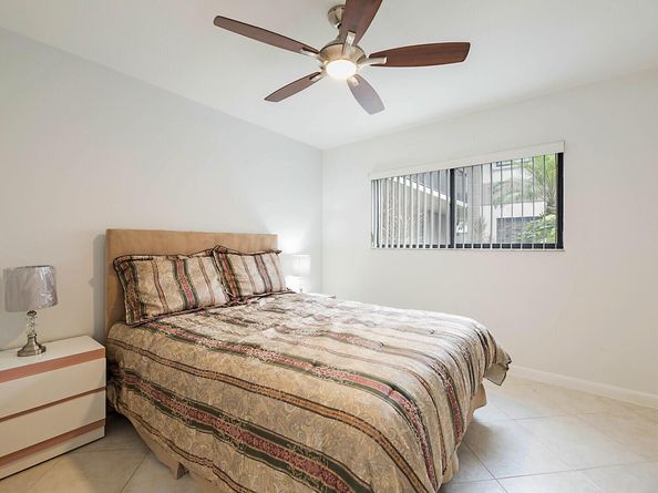 15364 Lakes Of Delray Boulevard 50, Delray Beach FL 33484