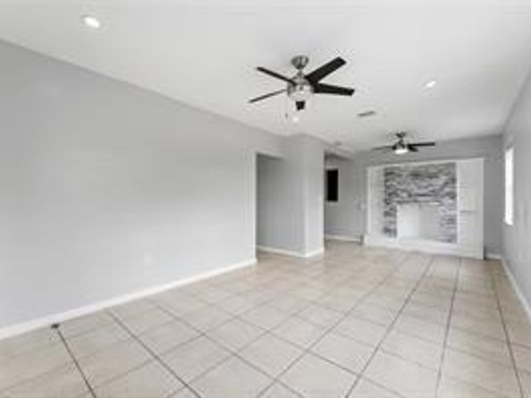 1230 NW 84th Ter, Miami FL 33147