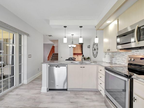 5201 Wheatley Court, Boynton Beach FL 33436