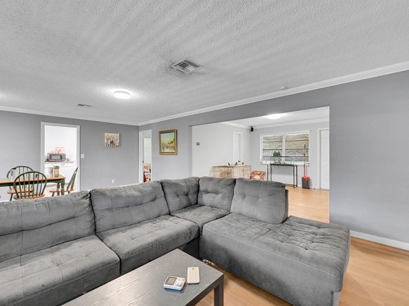 1331 S Palmway, Lake Worth Beach FL 33460