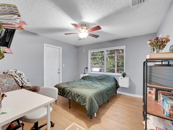 1331 S Palmway, Lake Worth Beach FL 33460