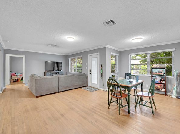 1331 S Palmway, Lake Worth Beach FL 33460