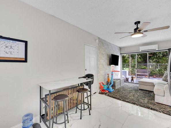 1331 S Palmway, Lake Worth Beach FL 33460