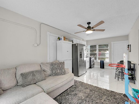 1331 S Palmway, Lake Worth Beach FL 33460