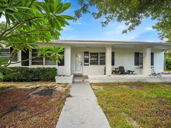 1331 S Palmway, Lake Worth Beach FL 33460