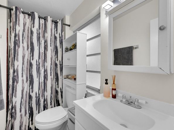 1331 S Palmway, Lake Worth Beach FL 33460