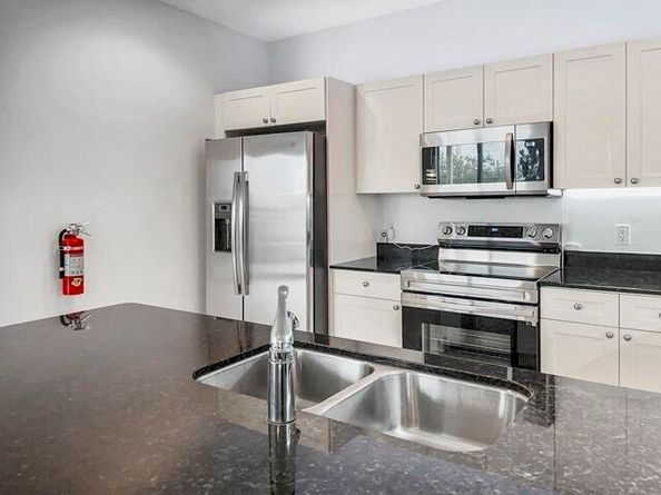 3960 N Flagler Drive 305, West Palm Beach FL 33407