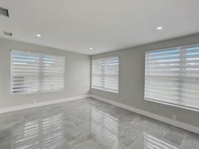 520 SW 13th Pl, Deerfield Beach FL 33441
