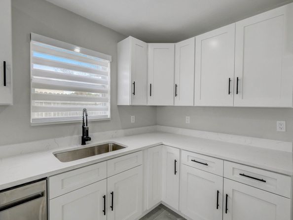 520 SW 13th Pl, Deerfield Beach FL 33441