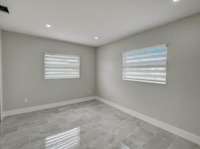 520 SW 13th Pl, Deerfield Beach FL 33441