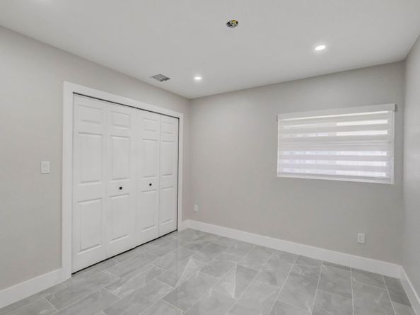 520 SW 13th Pl, Deerfield Beach FL 33441