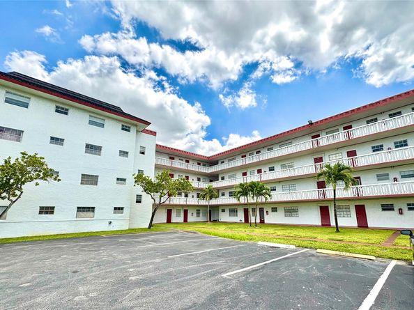 4140 NW 44th Ave 116, Lauderdale Lakes FL 33319