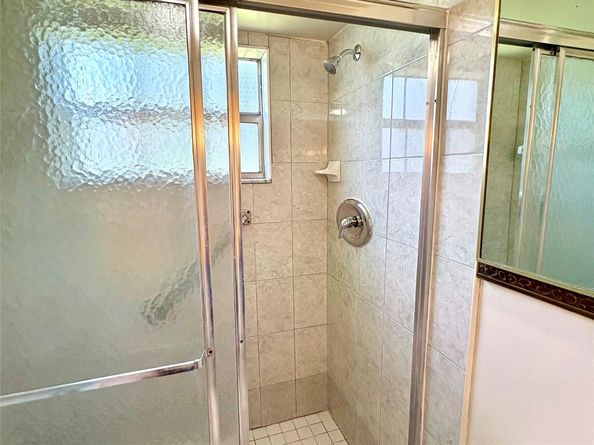 4140 NW 44th Ave 116, Lauderdale Lakes FL 33319