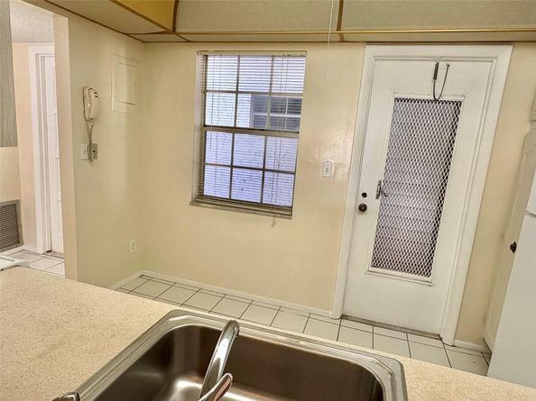 4140 NW 44th Ave 116, Lauderdale Lakes FL 33319