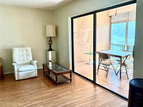 4140 NW 44th Ave 116, Lauderdale Lakes FL 33319