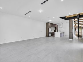 1233 NE 12 Avenue A, Fort Lauderdale FL 33304