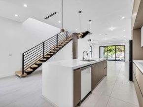 1233 NE 12 Avenue A, Fort Lauderdale FL 33304