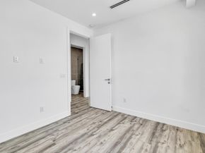1233 NE 12 Avenue A, Fort Lauderdale FL 33304