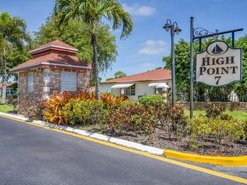 4585 NW 3rd Street