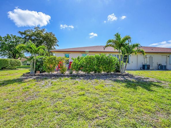 4585 NW 3rd Street D, Delray Beach FL 33445