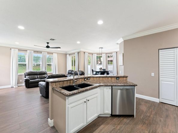 5066 Nautica Lake Cir, Greenacres FL 33463