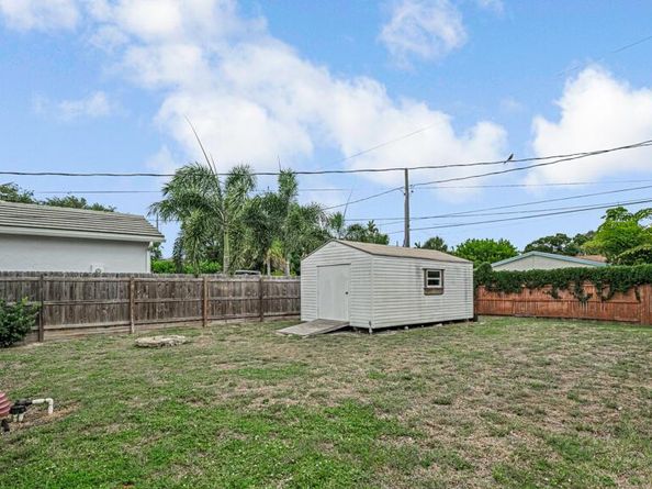 720 N Ocean Breeze, Lake Worth Beach FL 33460