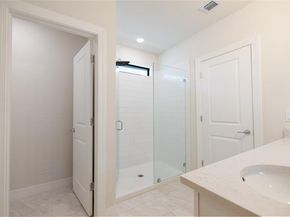 2960 Shortleaf Ave, Oakland Park FL 33311