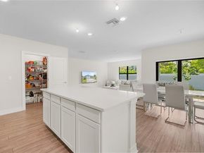 2960 Shortleaf Ave, Oakland Park FL 33311