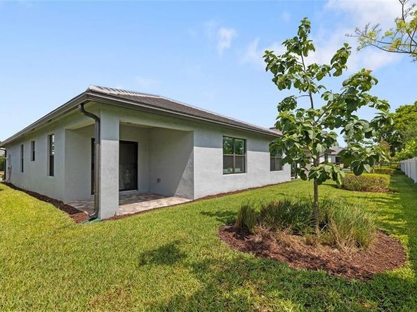 2960 Shortleaf Ave, Oakland Park FL 33311