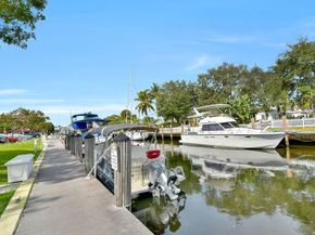 1000 River Reach Dr 215, Fort Lauderdale FL 33315