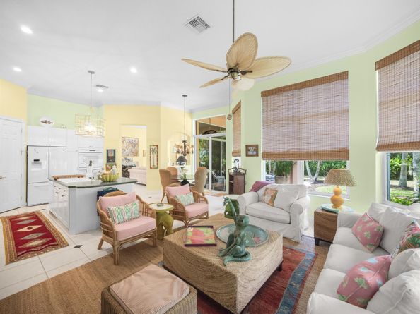 7607 Preserve Court, West Palm Beach FL 33412
