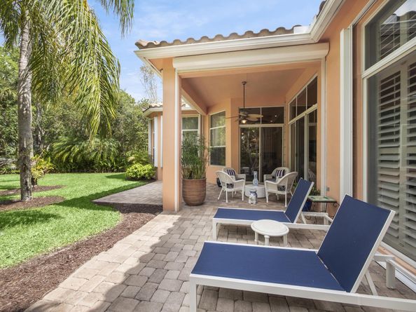 7607 Preserve Court, West Palm Beach FL 33412
