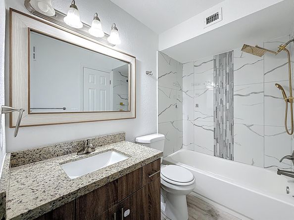 595 Vista Isles Drive 1926, Sunrise FL 33325