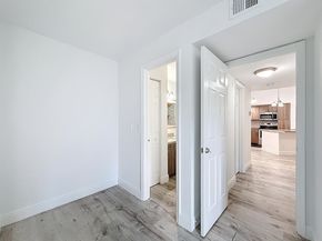 595 Vista Isles Drive 1926, Sunrise FL 33325