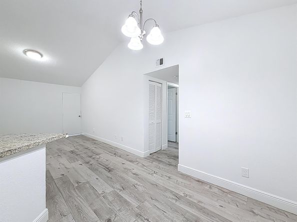 595 Vista Isles Drive 1926, Sunrise FL 33325