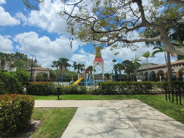 8213 NW 121 Way, Parkland FL 33076